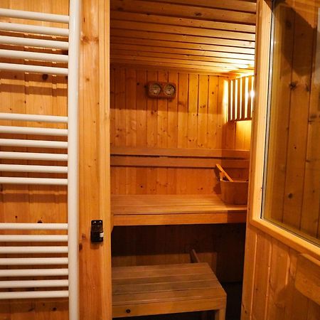 Apartment Mojstrovka With Terrace In City Center Kranjska Gora Kültér fotó