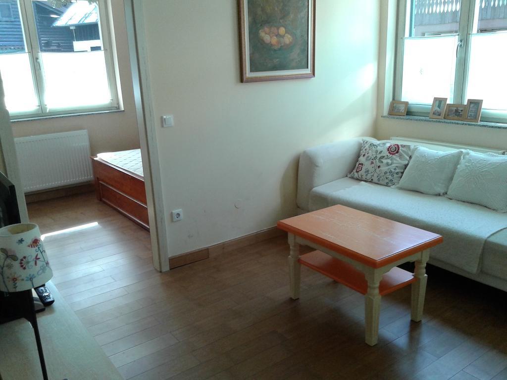 Apartment Mojstrovka With Terrace In City Center Kranjska Gora Kültér fotó