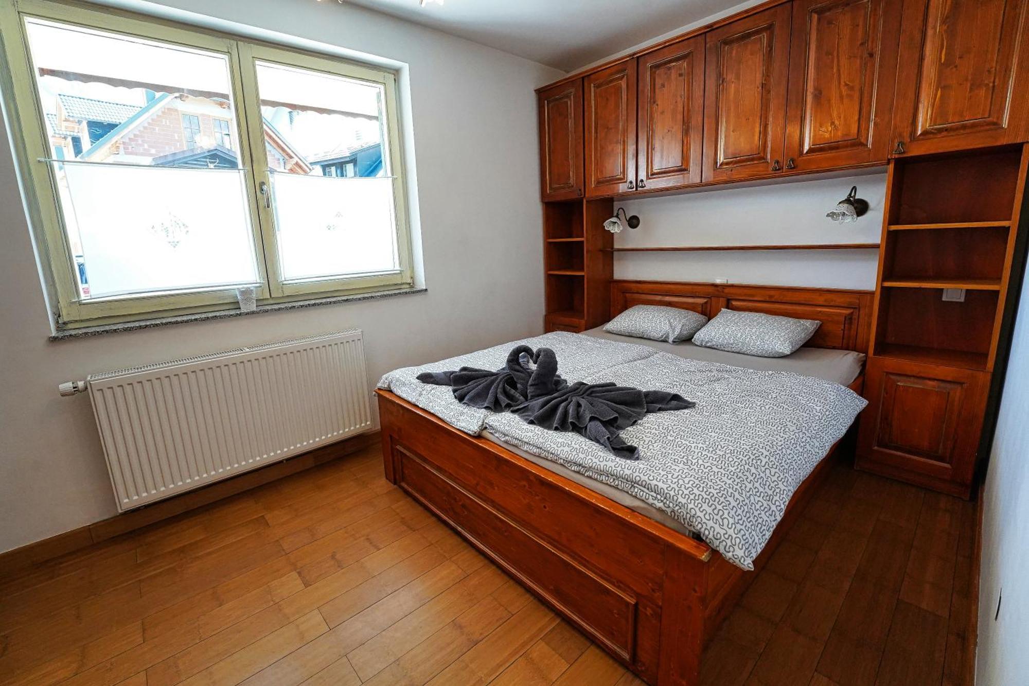 Apartment Mojstrovka With Terrace In City Center Kranjska Gora Kültér fotó
