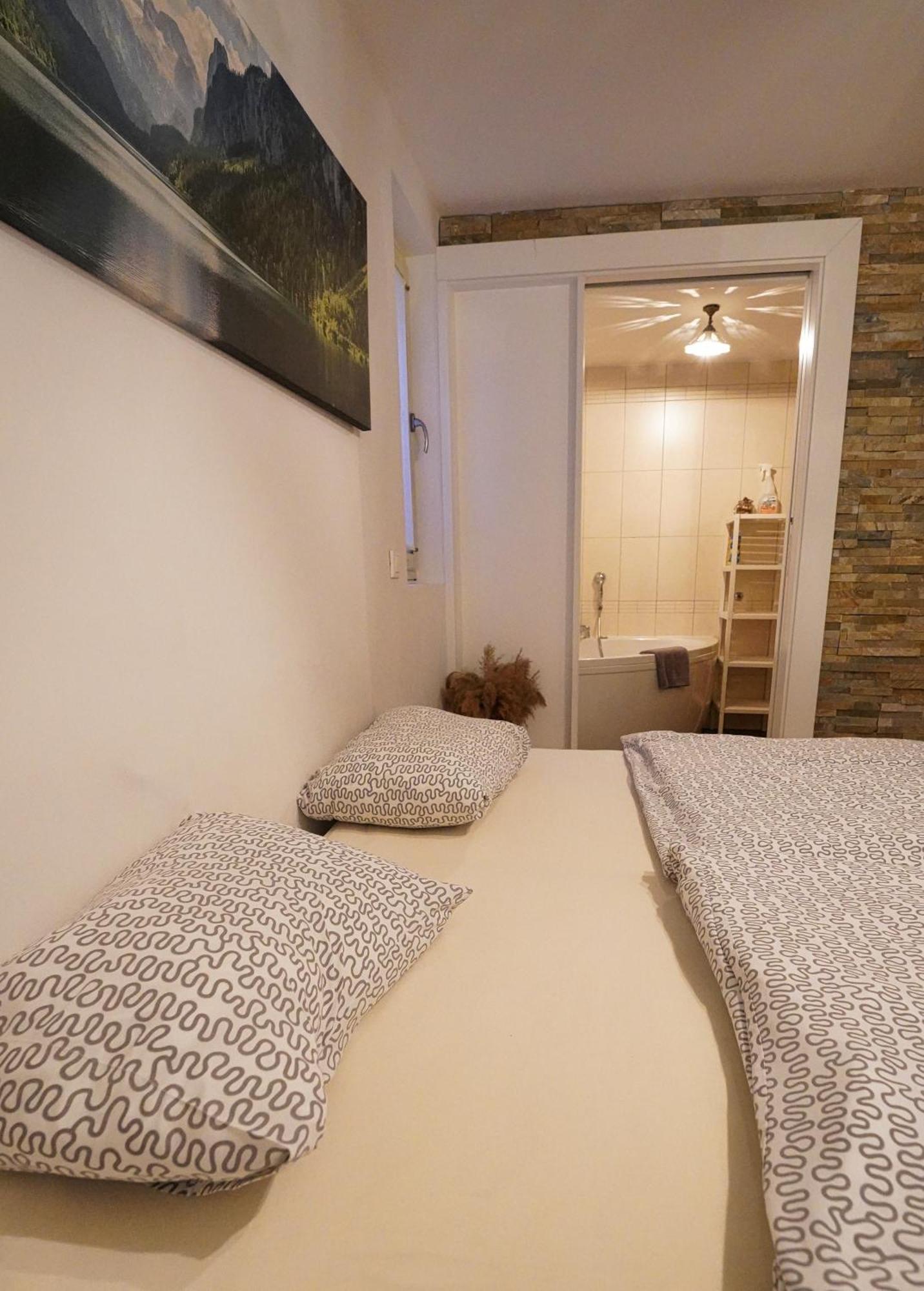 Apartment Mojstrovka With Terrace In City Center Kranjska Gora Kültér fotó